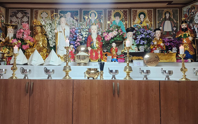 20251002132208_jKq5LTFZ.jpg_carousel_가능동용한점집_가능동용한점집, 천신신당, 신점, 영점, 사주, 궁합, 건강운, 사업운, 점잘보는곳, 용한점집, 점집, 의정부점집, 의정부용한점집, 가능동점집, 의정부점잘보는곳, 가능동점잘보는곳, 의정부, 가능동, 의정부동, 의정부천신신당, 가능동천신신당